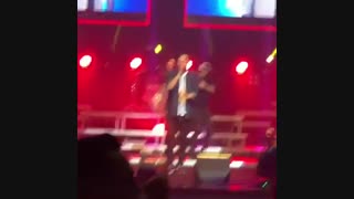 اجرای باحال اهنگ خاطره انگیز برگرد محمد علیزاده