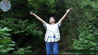 چه کنم که در گرداب این عالم، خدای مهربان دستم را بگیرد؟