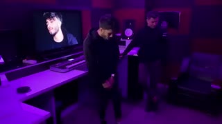 اون دیگ نیست...