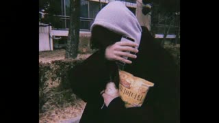 نظرسنجی و درخواست*کپشن*