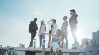 م تا چند سالگی مسئول فرزندانمان هستیم