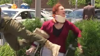 وقتی دوست دخترت از خدمت برمیگرده (دوربین مخفی)