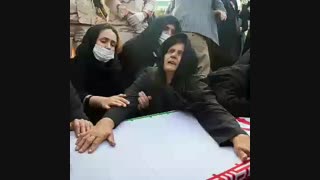 گریه های مادر...