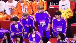 Stray  kids & twice  moment