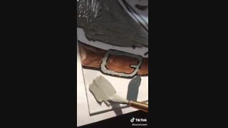 و این گونه است نقاشی لیوای آکرمن