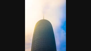 تایم لپس عبور ابرها از فراز برج دوحه