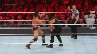 مسابقه ی کشتی کج رومن رینز و درو مکنتایر در wrestlmania35ا