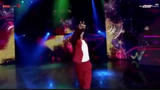 اجرای ترژر با آهنگ های Boy و MMM در مراسم AAA