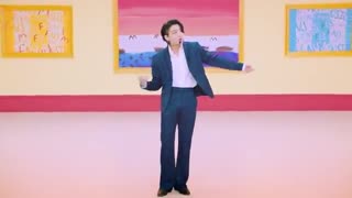 BTS (방탄소년단) 'Dynamite'