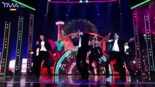 اجرای کامل بی تی اس  در مراسم TMA 2020