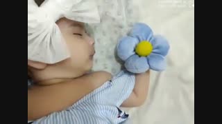 دختر نازمون گیسو