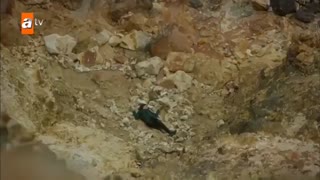 صحنه بعد از خودکشی ایلول کیوتی یا همون ایلول آجر EYLÜL ACAR توسط کمال