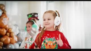 دیانا و روما_ دیانا کریسمس را با دوستانش جشن میگیرد.