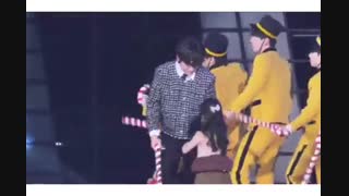 بی تی اس در نمایش بچه گانه