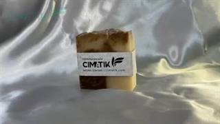 پوستی شفاف و درخشان با یک محصول طبیعی!